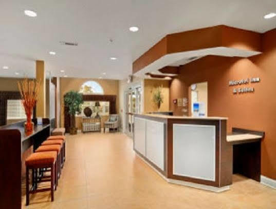 Microtel Inn And Suites Eagle Pass Exterior photo